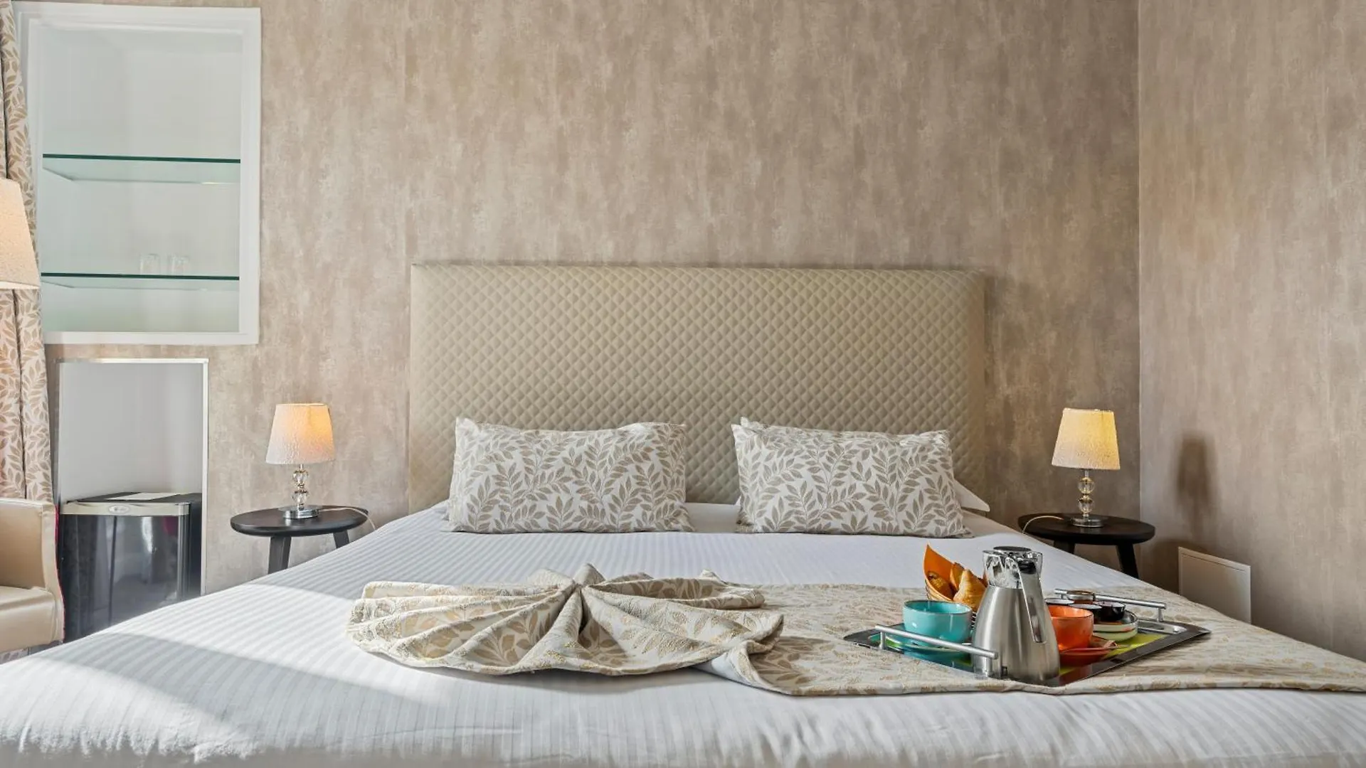 Hotel Villa Victoria Ницца